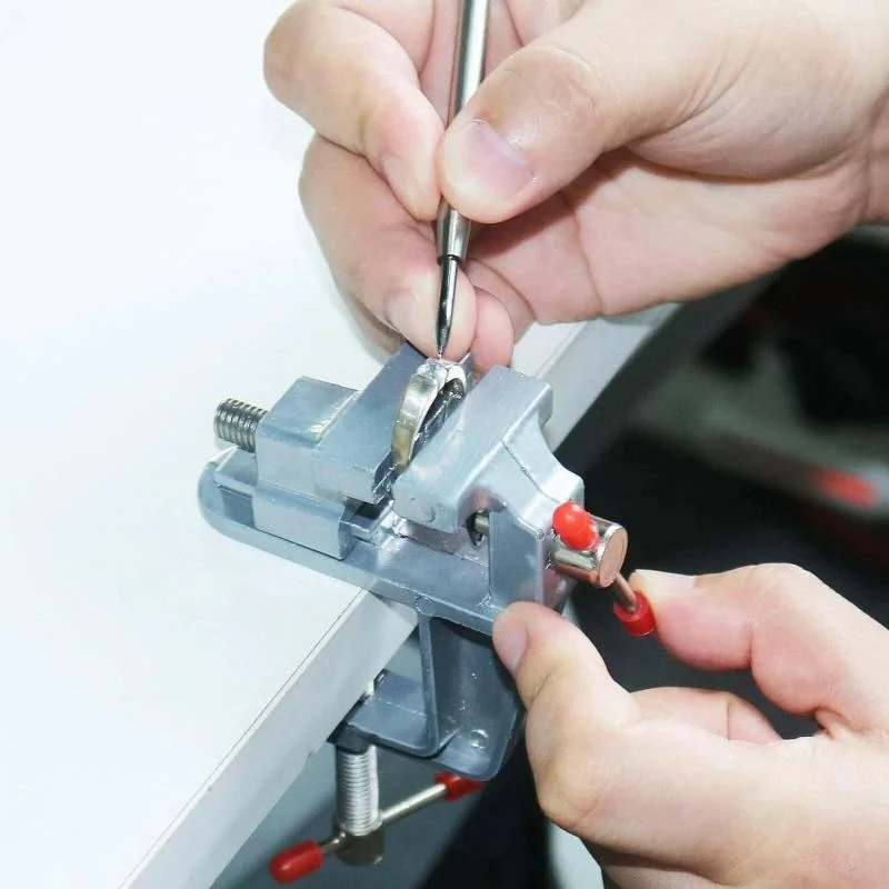 สกรูยึดโต๊ะขนาดเล็กแบบ DIY แม่ - Diy Electronics Workbench บทวิจารณ์และราคา